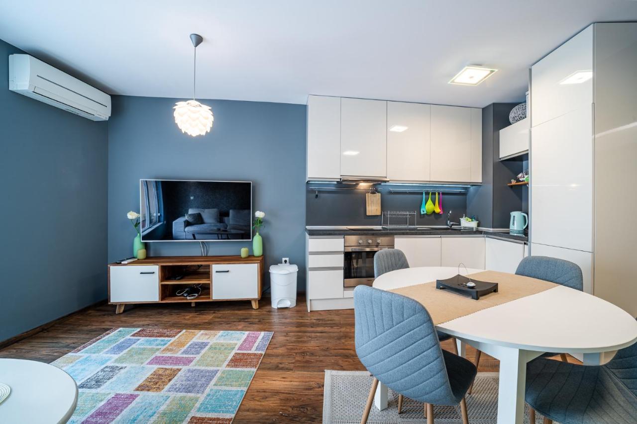 Colibri Central Apartment Βάρνα Εξωτερικό φωτογραφία