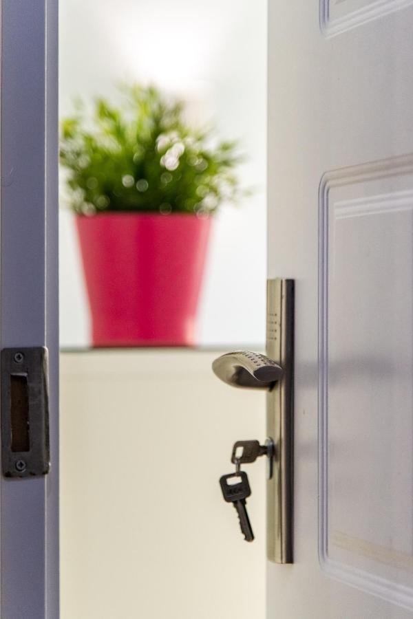 Colibri Central Apartment Βάρνα Εξωτερικό φωτογραφία