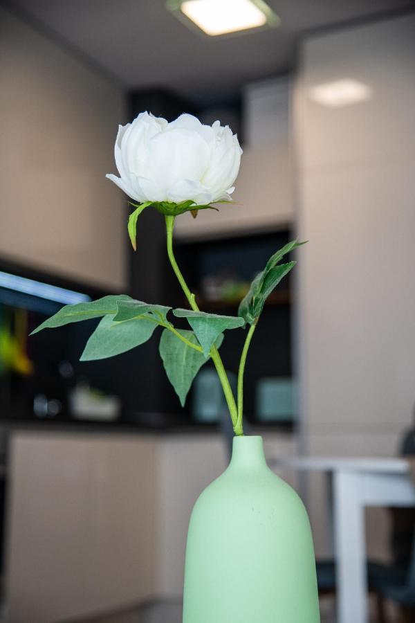 Colibri Central Apartment Βάρνα Εξωτερικό φωτογραφία